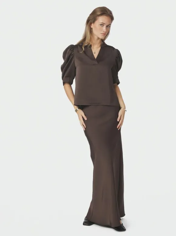 Vicky Heavy Sateen Skirt