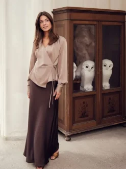 Vicky Heavy Sateen Skirt
