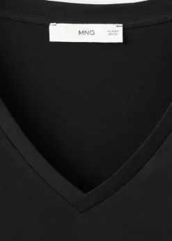 V-neck cotton T-shirt