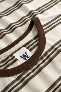WWEaston tee 25381